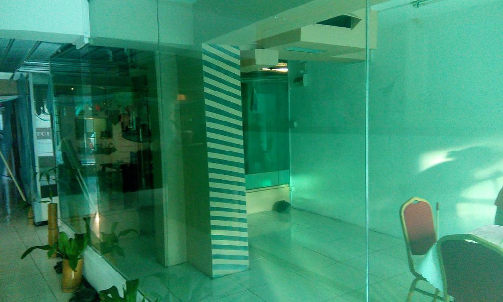 Hypertek Hotel Grand Baie Bagian luar foto