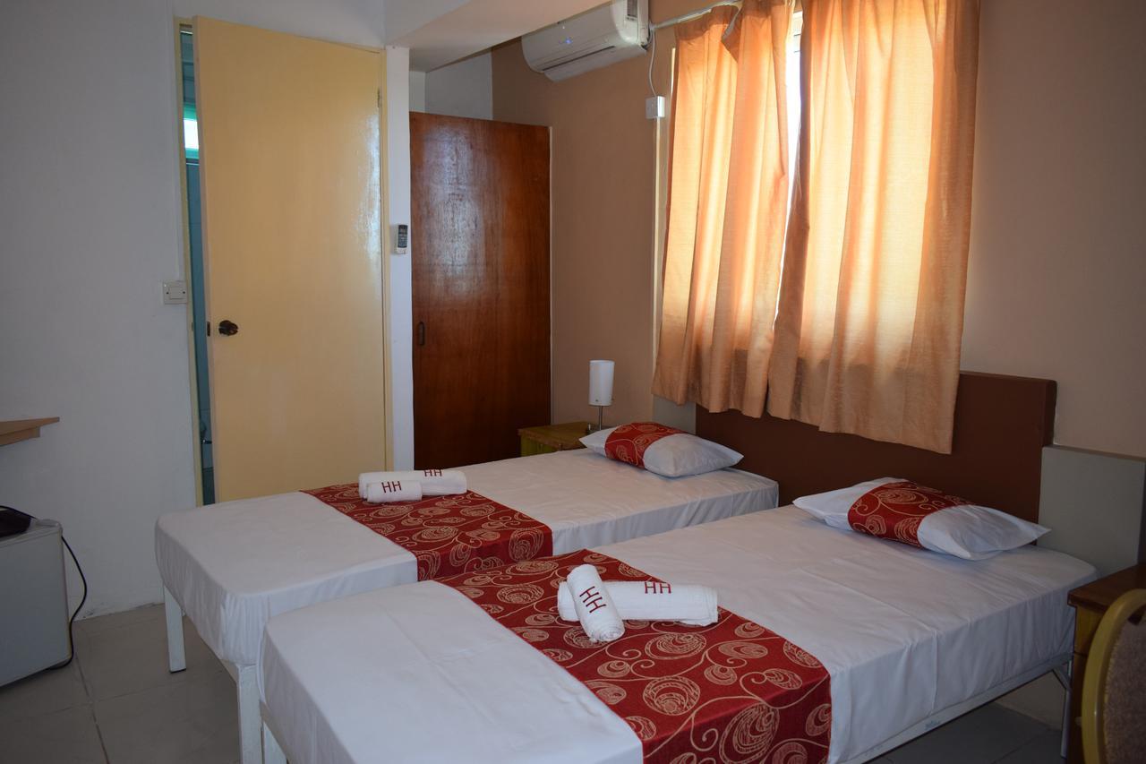 Hypertek Hotel Grand Baie Bagian luar foto