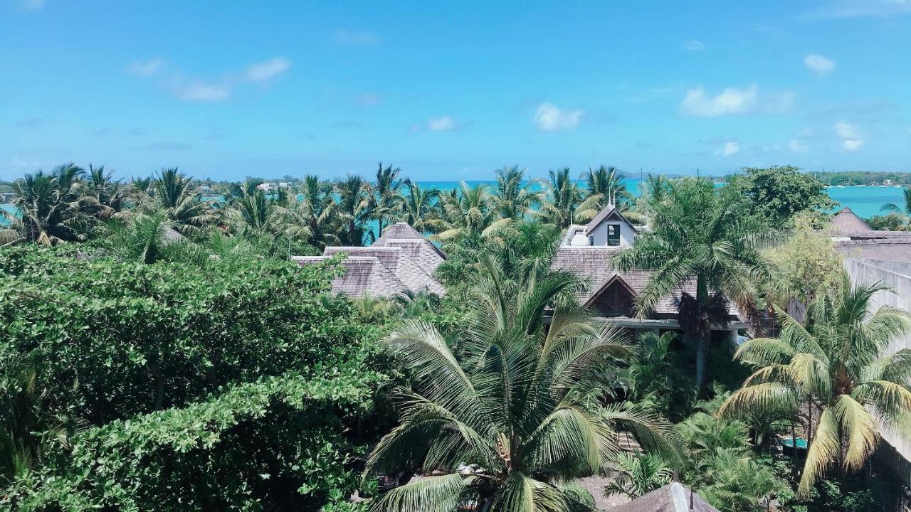 Hypertek Hotel Grand Baie Bagian luar foto